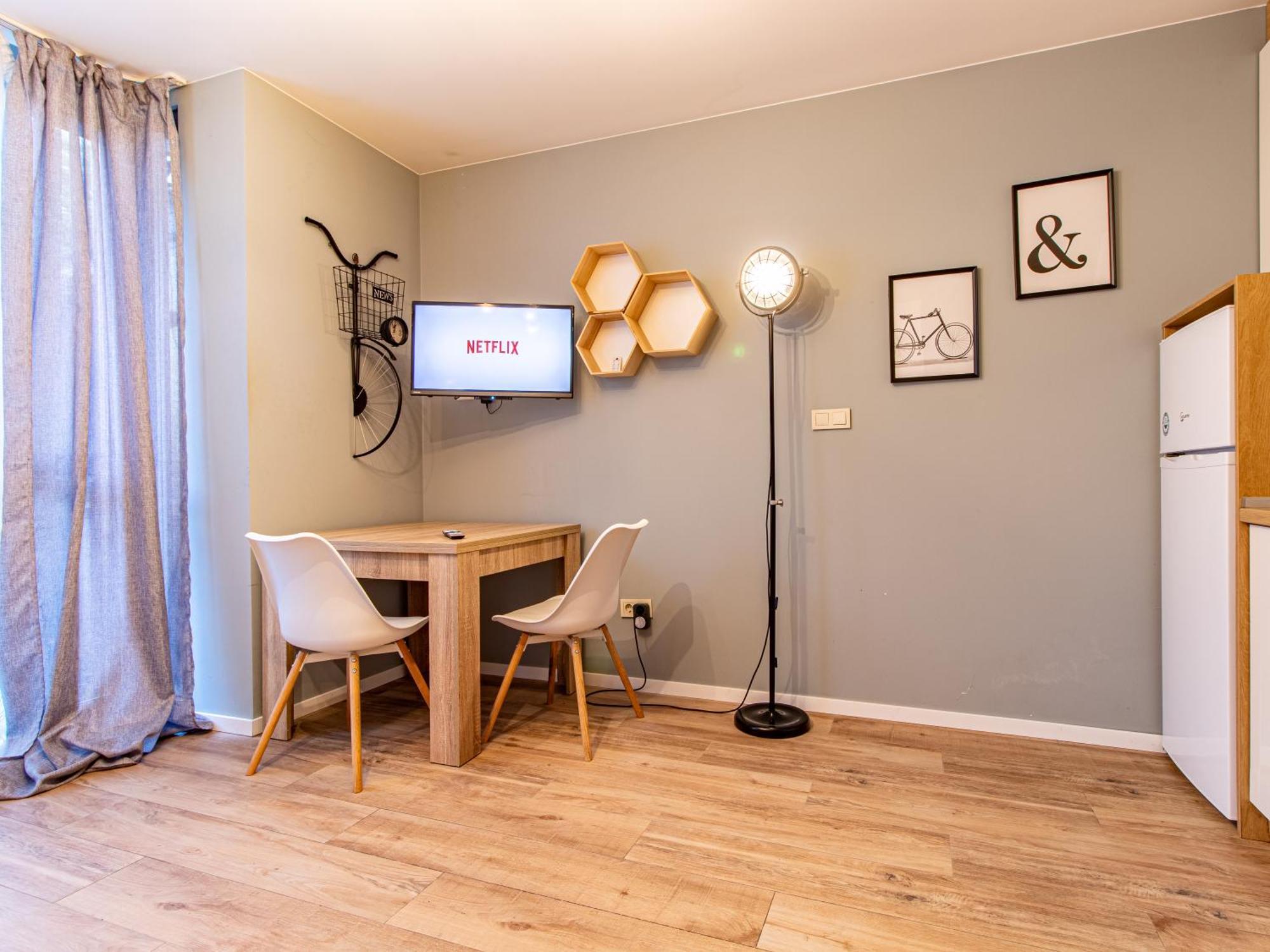 Stay & Explore Sofia - Central Studio Esterno foto